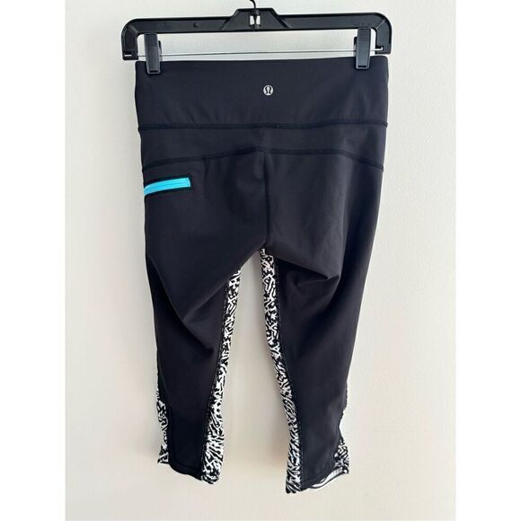 Lululemon Run Top Speed Crop Tight Leggings, Size 4 Black White 18” - Picture 6 of 10